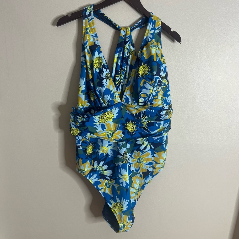 Adore Me Size Plus 3X Blue Floral Monroe One Piece Swimsuit SIB